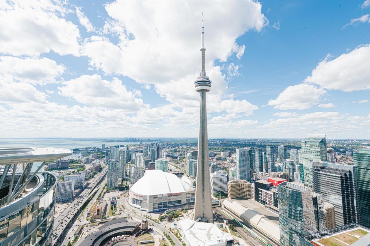Beautiful Luxurious Modern Condo With Breathtaking Views Торонто Экстерьер фото
